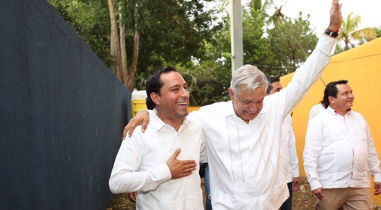 ‘Vila es un extraordinario gobernador, y no soy lambiscón’: López Obrador