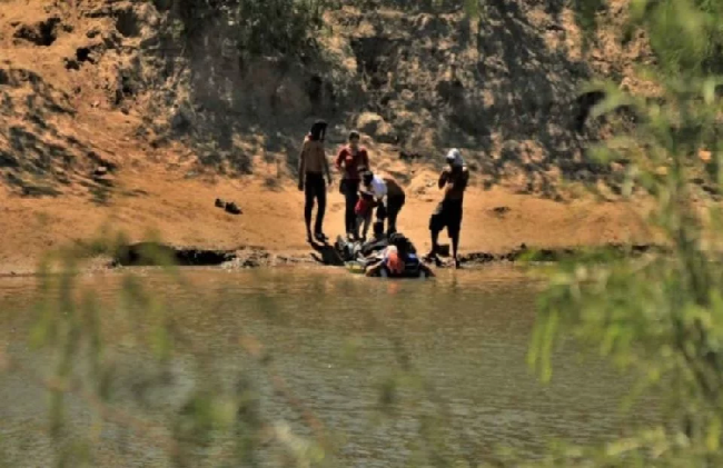 Salvan a bebé de morir ahogado en las aguas del Río Bravo