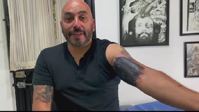 Lupillo Rivera comparte proceso con el que borró su tatuaje de Belinda