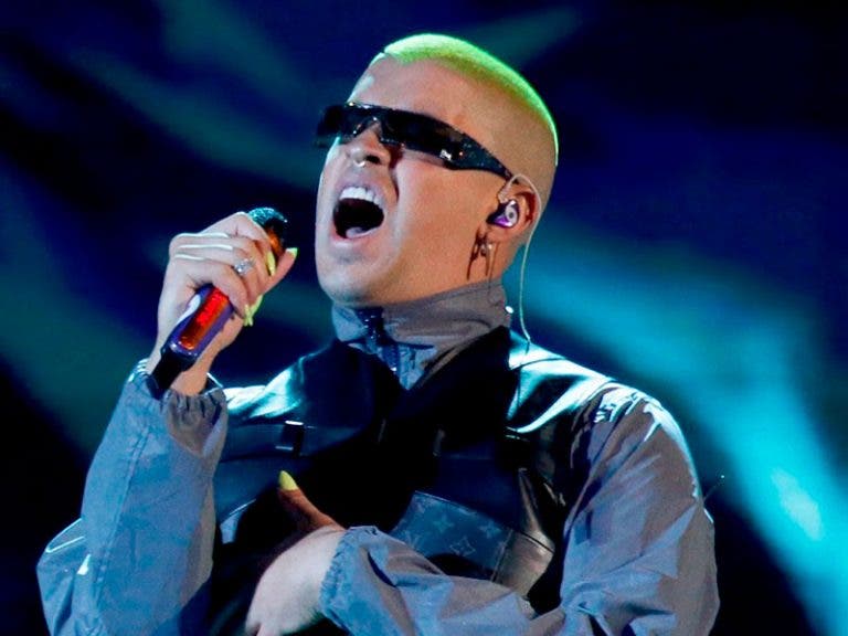 Bad Bunny no participó en American Music Awards por Covid-19