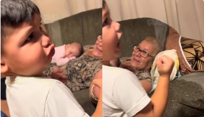 Niño se pone celoso al ver a su abuela con su primita y ruge como dinosaurio para llamar su atención