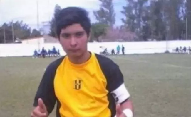 Fallece portero argentino tras recibir un pelotazo en el pecho... tenía 17 años