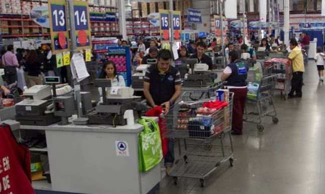 (VÍDEO) Sam´s Club cobra comisión por pagar con tarjeta, ¿es legal? Esto dice Profeco