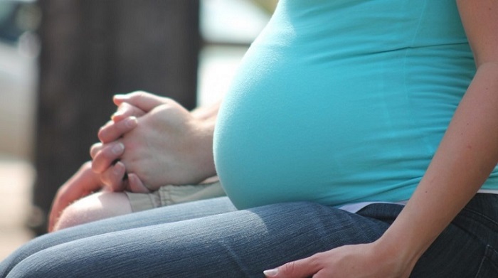 Nuevo León: Suman 125 embarazadas contagiadas con  COVID-19; una ya murió