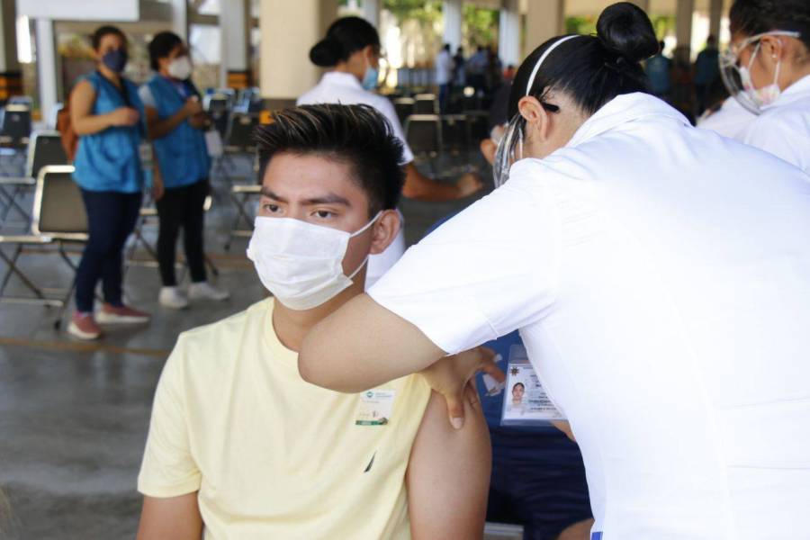 Este jueves llegan 236,200 vacunas antiCovid para personas de 18-29 años de Mérida