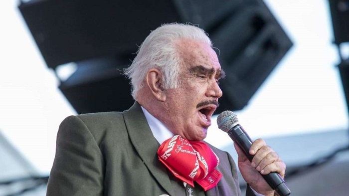 Vicente Fernández dice que fue víctima de acoso cuando era joven