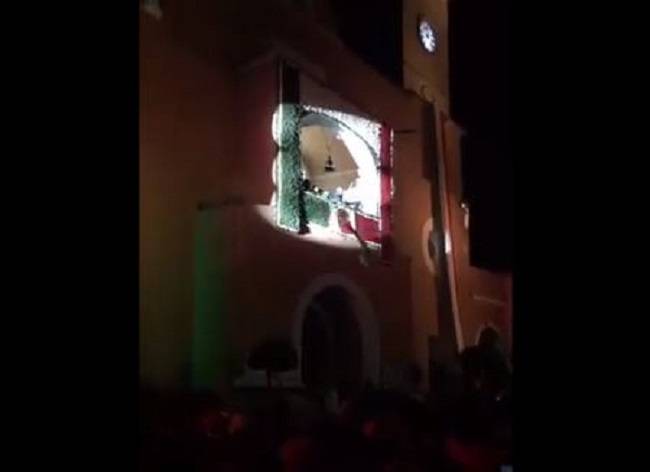 Video: Se le cae bandera a alcalde de municipio de Hidalgo