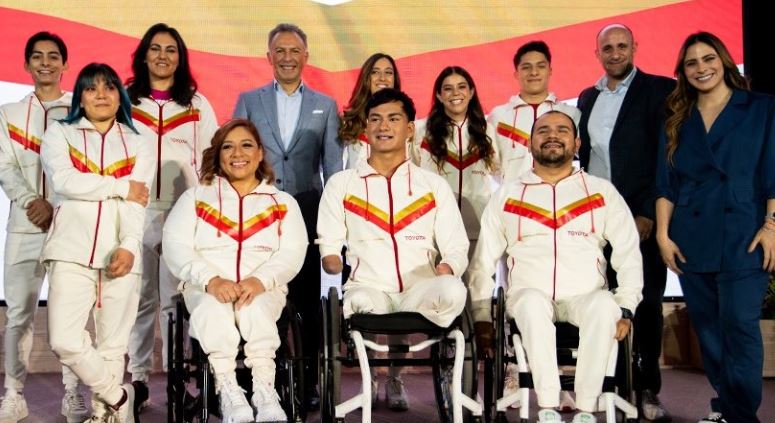 Dos clavadistas que no tienen beca de Conade, serán patrocinados por Toyota en París 2024