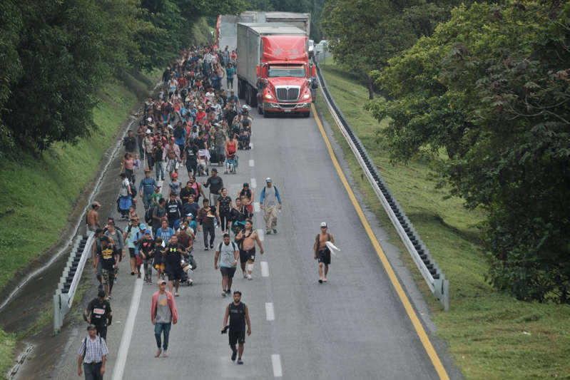 Chiapas: Detectan casos de dengue en caravana de migrantes