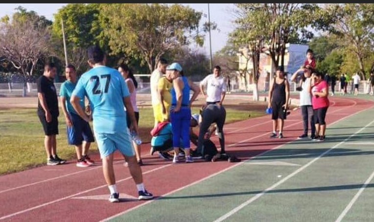 Mujer fallece mientras hacía ejercicio a más de 40 grados en Michoacán