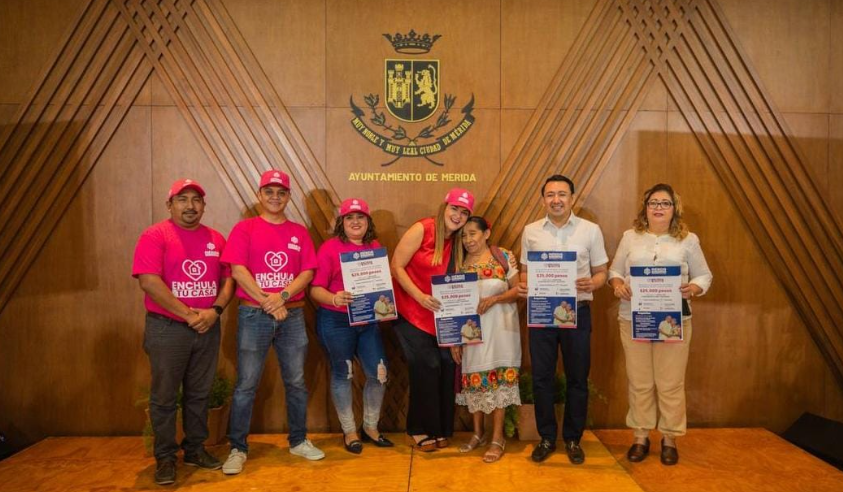 Mérida: Ayuntamiento consolida programa "Enchula tu Casa"