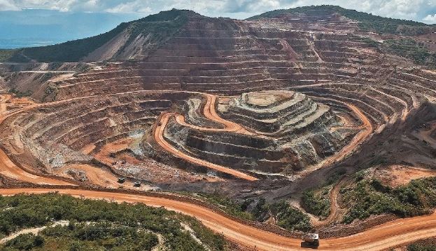 ¿Otra reforma más? AMLO va por reforma estructural en la industria minera