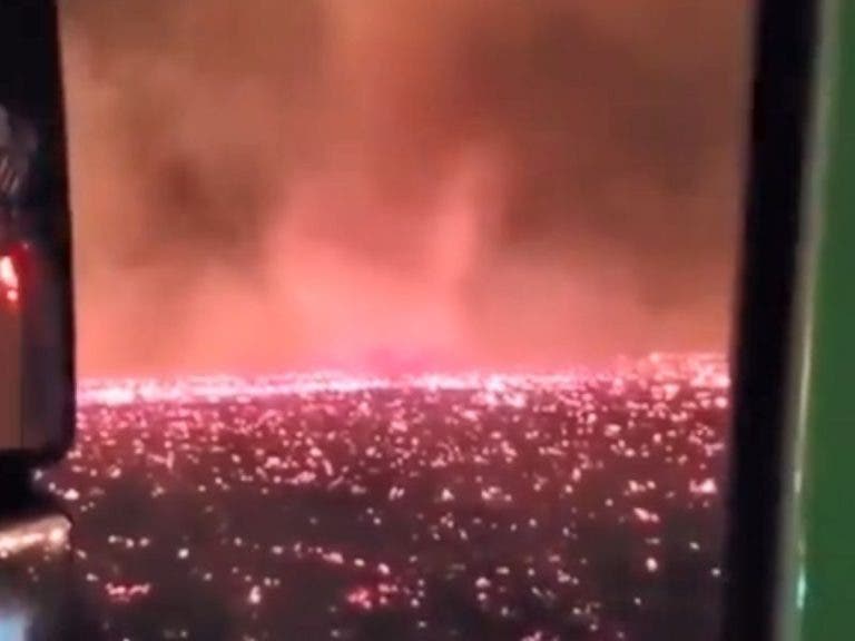 VIDEO: Impresionante tornado de fuego es captado en California