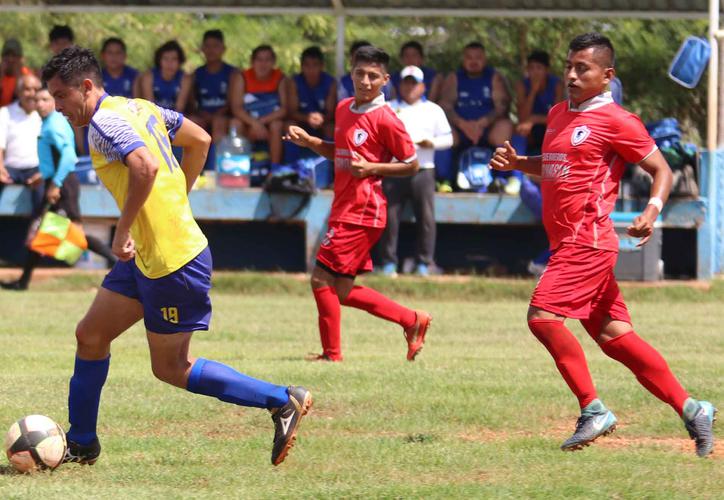 Potros de Homún golea a Real Coloradas en la liga de Primera Fuerza Estatal