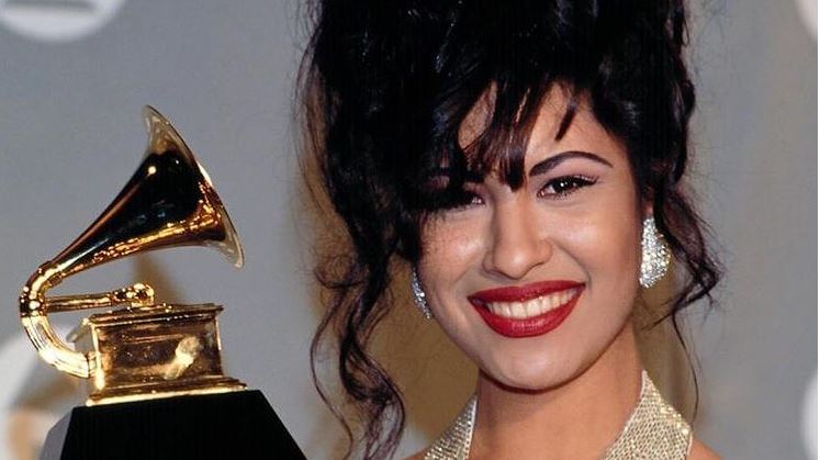 Selena Quintanilla recibe Grammy póstumo