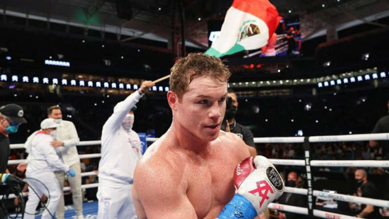 Canelo pagó operación de 80 mil dólares a niña con problemas de hígado