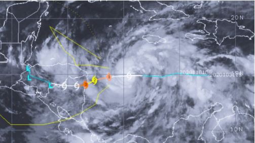 "ETA" ya es categoría 4: su fuerza sigue en aumento con vientos de 215 km/h