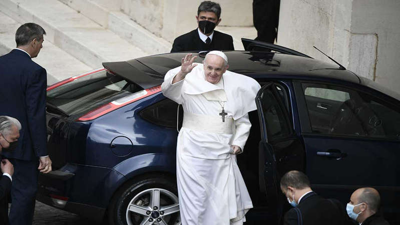 Papa Francisco tendrá el primer papamóvil eléctrico; llegaría en 2022