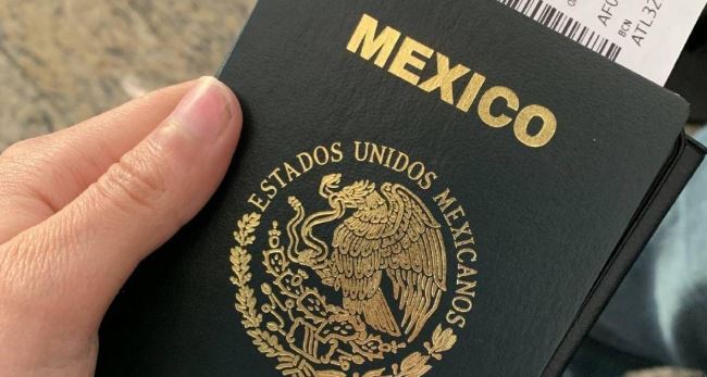 ¿Cómo obtener el 50% de descuento en pasaporte mexicano?