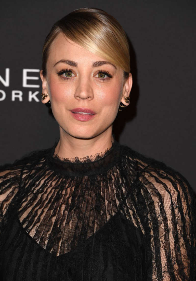 Kaley Cuoco quiere comprar el caballo maltratado en los Juegos Olímpicos