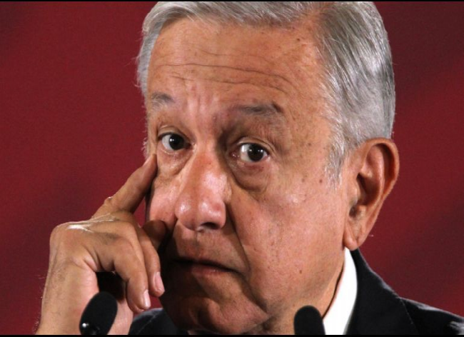 López Obrador niega venta de plazas en el sector educativo