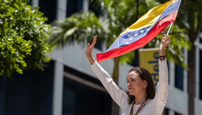 (VÍDEO) "A Maduro sólo lo reconocen las tiranías"; Corina Machado