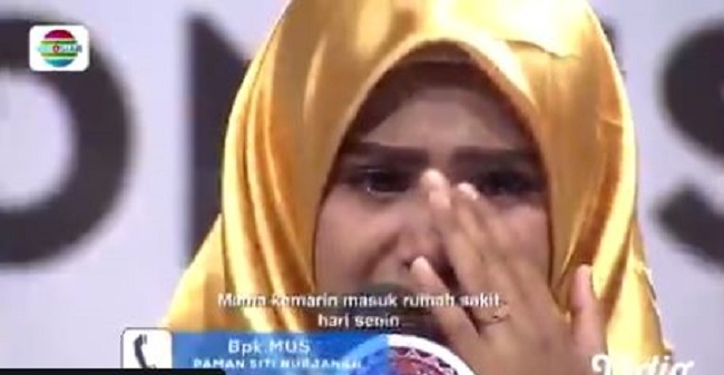 (VIDEO) Se entera de la muerte de su madre cuando participaba en concurso