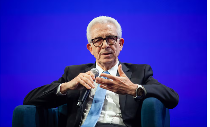 Zedillo: "Sheinbaum debe explicar beneficios de los que goza AMLO"