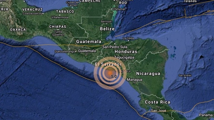 Dos fuertes sismos estremecen la costa Pacífico de El Salvador