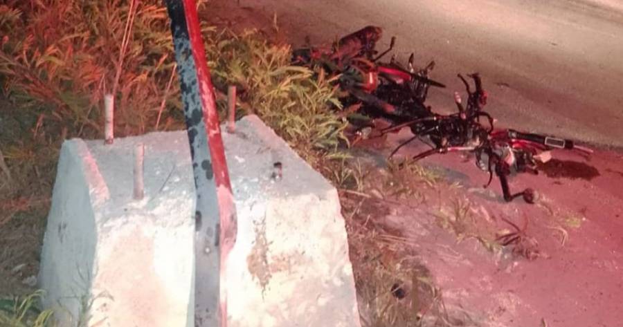Motociclista choca contra base de poste en carretera a Telchac Puerto y fallece