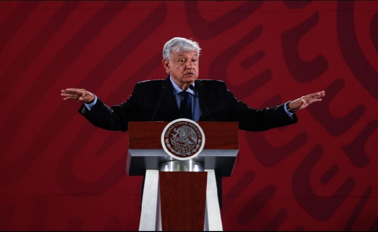 Sin permiso de López Obrador, ningún funcionario podrá viajar al extranjero