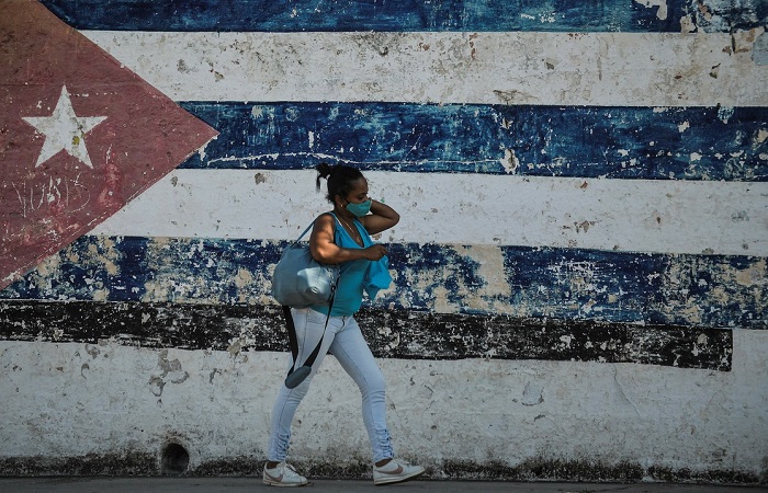 Estampida en Cuba por falsa alarma de tsunami