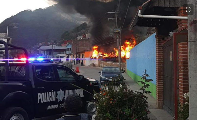 Hidalgo: Explosión por huachicol en una casa sacude el centro de Omitlán