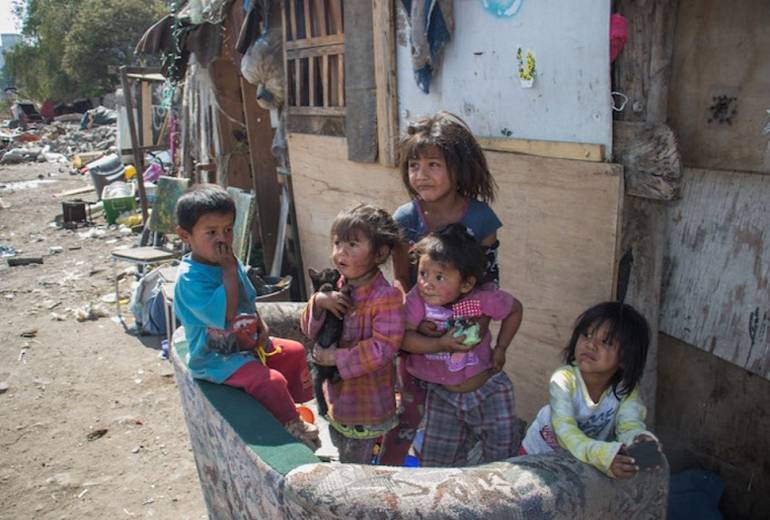 En México, 51.1% de los niños viven en pobreza: Coneval