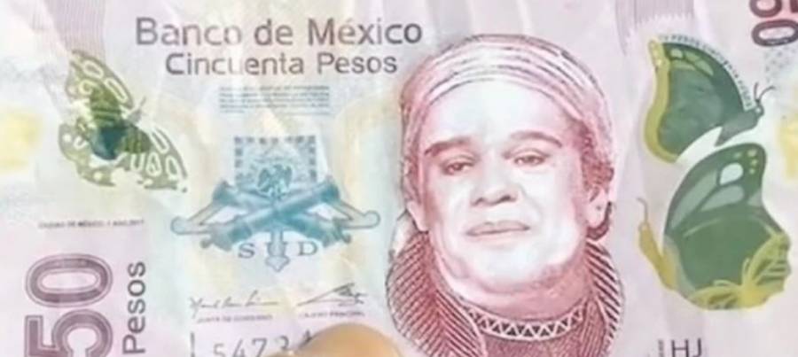 (VÍDEO) Recibió un billete falso de $50 ¡con la cara de Juan Gabriel!