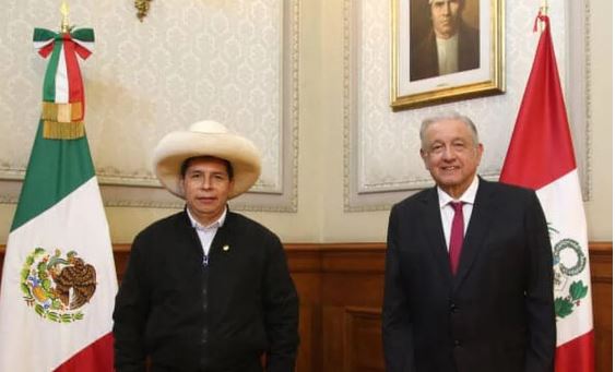 Cuestionan “injerencia” de México en crisis política del Perú