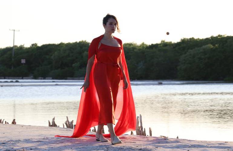 Se estrena videoclip del tema 'Cobarde', de Ximena Sariñana grabado en  Yucatán