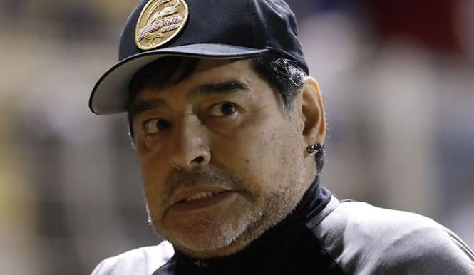 Médicos de Diego Maradona, a juicio acusados de 'homicidio simple'