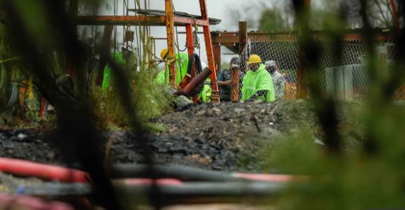 Gobierno tardó en buscar ayuda internacional para rescate de mineros