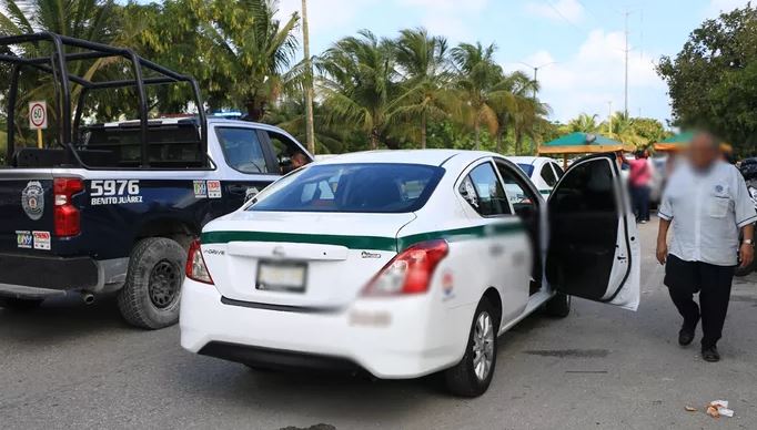 Taxistas de Cancún no paran ataques contra choferes de Uber