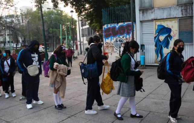 Violencia deja sin maestros a la Sierra de Guerrero; niños sufren las consecuencias