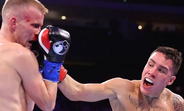 Oscar Valdez noquea y vuelve a ser campeón mundial