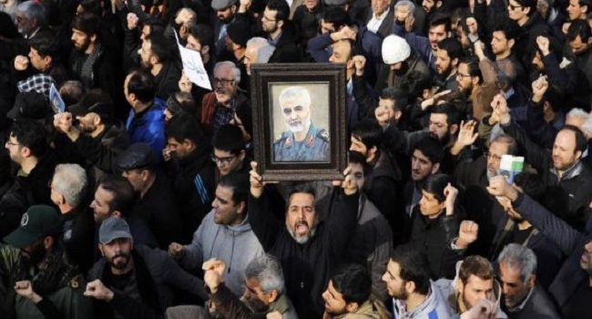 Irán promete una dura venganza a EE.UU. por asesinato de Soleimani