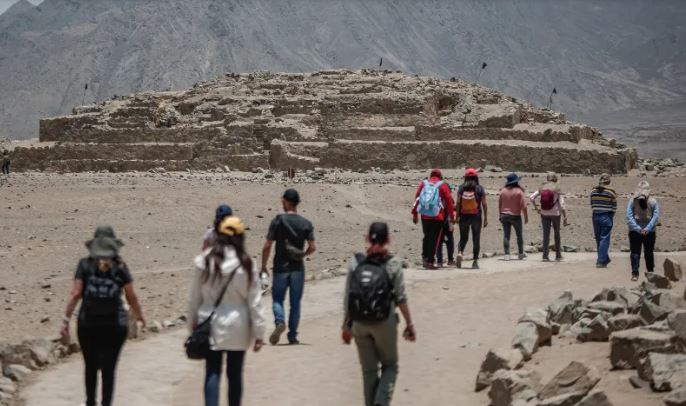 Operadores turísticos piden a Perú que anule solicitud de visa a mexicanos