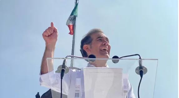 AMLO arremete contra Lorenzo Córdova tras participar en ‘Marcha por Nuestra democracia’