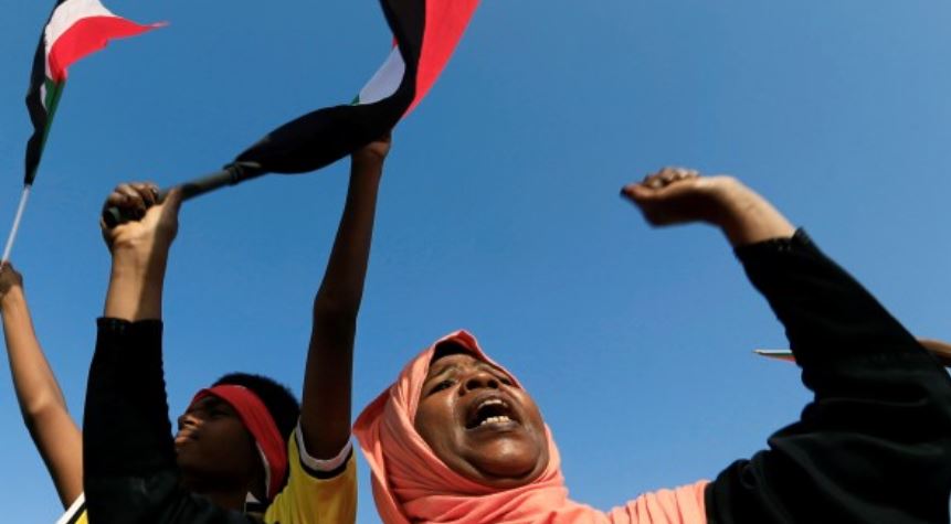 Sudán prohíbe y penaliza la mutilación genital