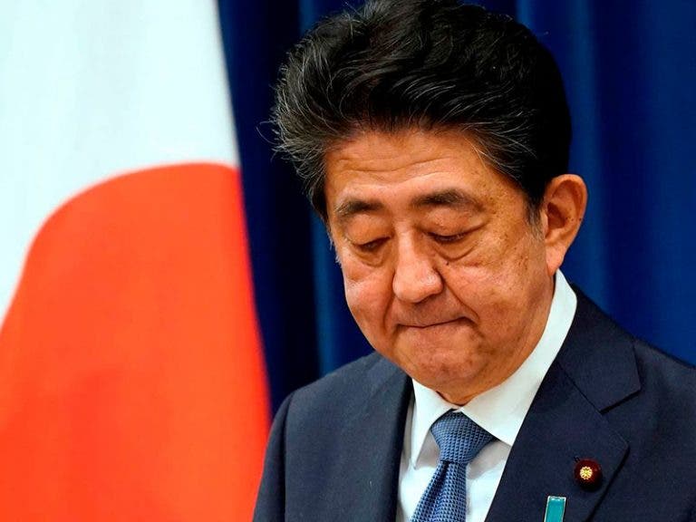 Por problemas de salud, Shinzo Abe renuncia como ministro de Japón