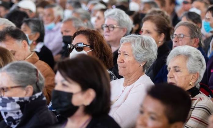 Tarjeta INAPAM ofrece estos descuentos a adultos mayores para ir de vacaciones