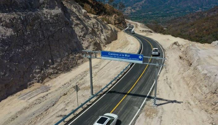 La carretera que tardó más de un siglo en construirse