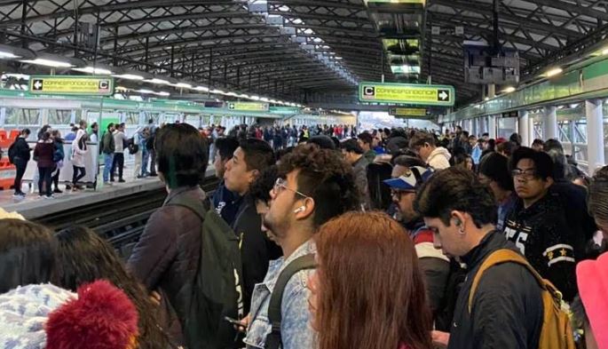 CDMX: Reportan retrasos hasta de 15 minutos en la Línea B del Metro; ‘Siempre lo mismo’